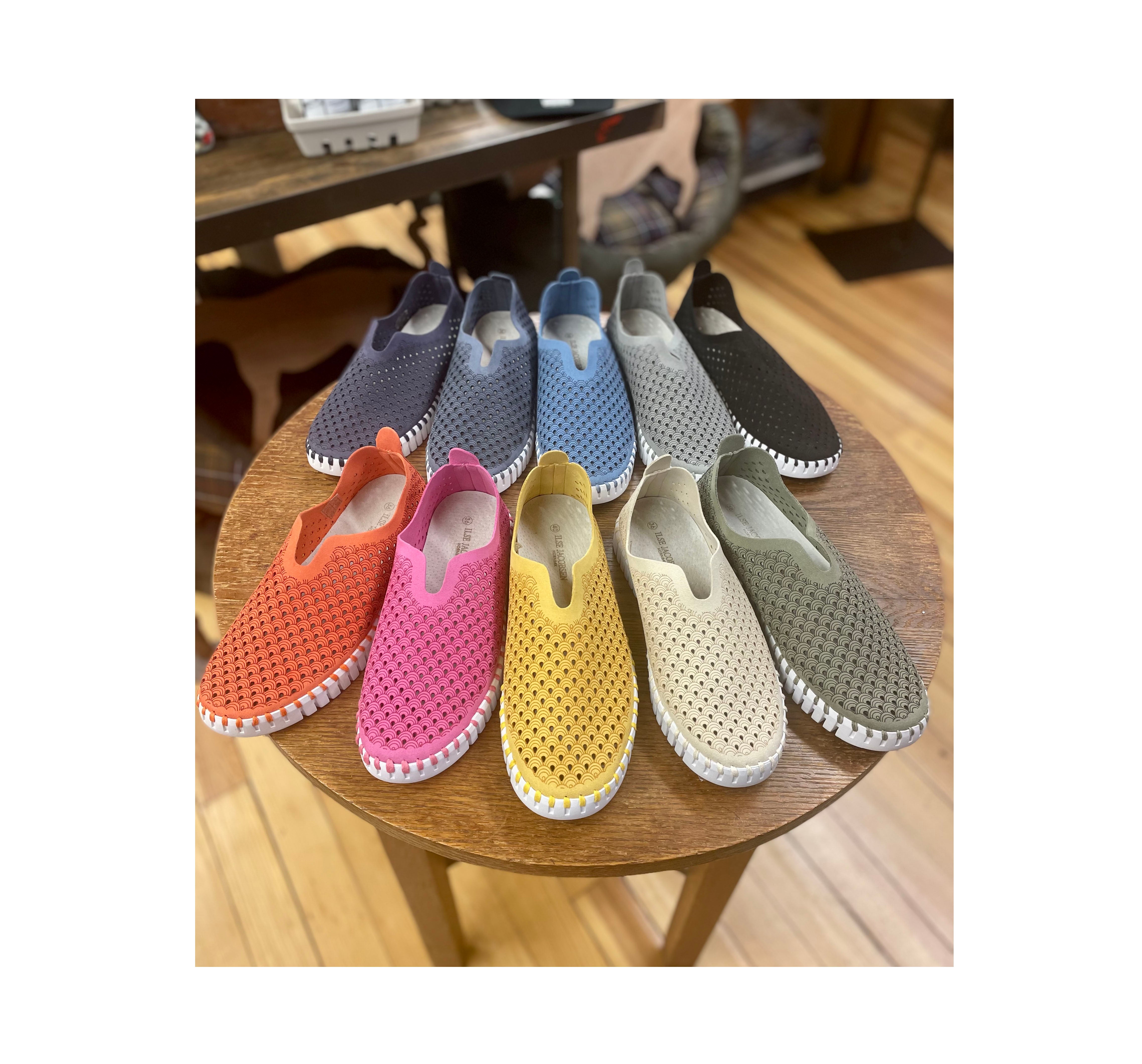 Tulip 139 Slip On